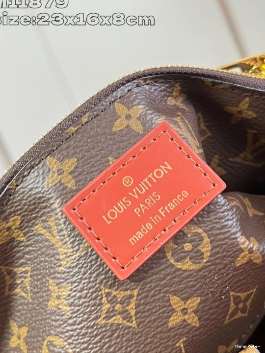 TWIST VUITTON LOUIS MM-23*17*9.5CM 0713